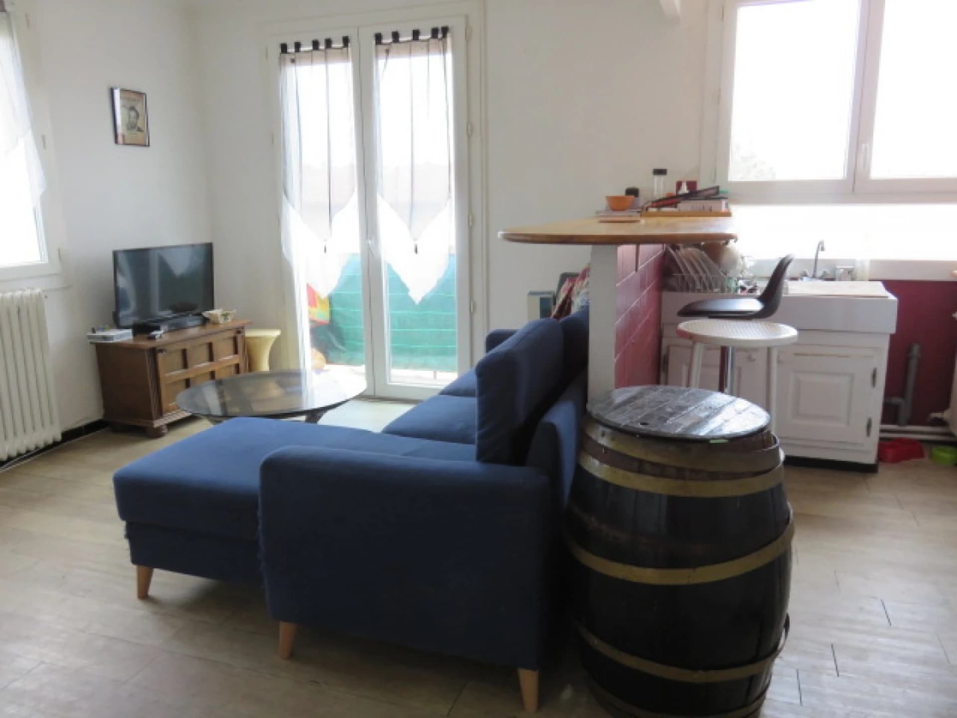 671213 photo