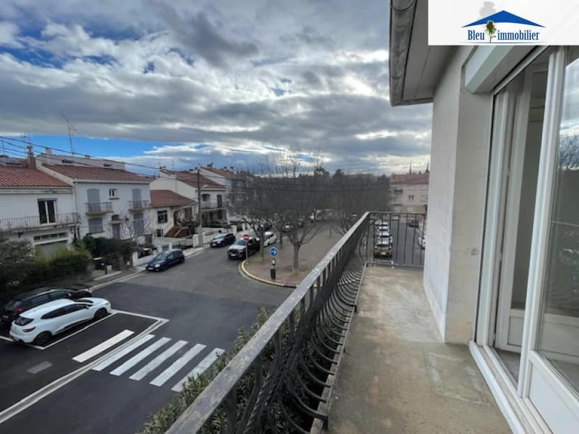 thumbnail of estate's photo