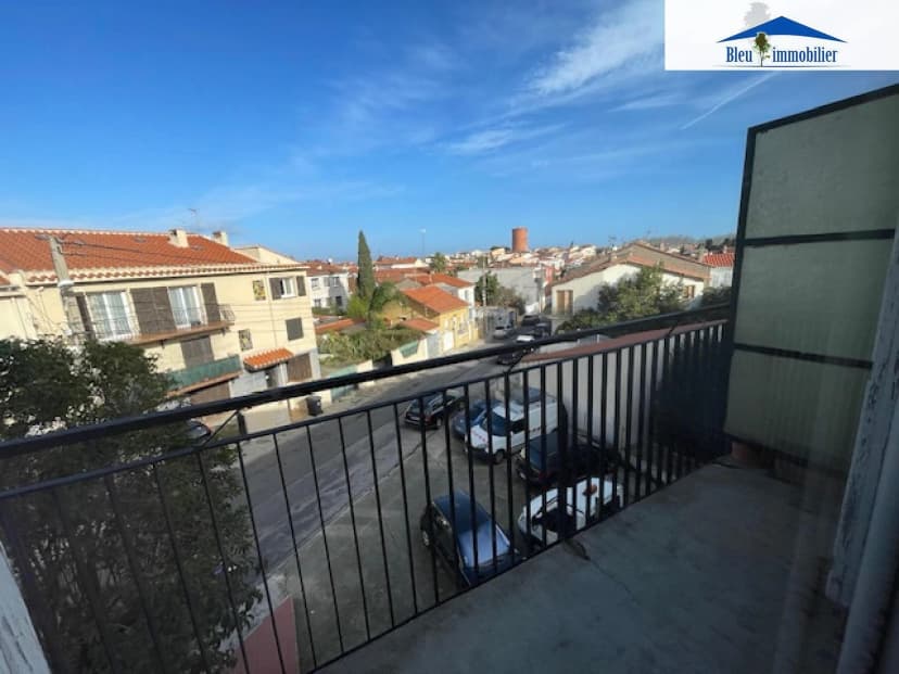 thumbnail of estate's photo