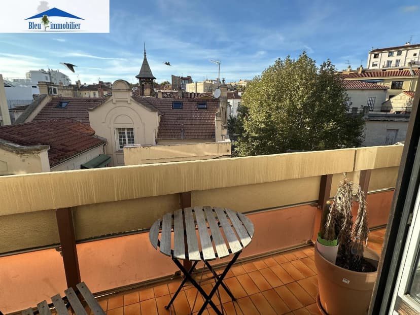 thumbnail of estate's photo