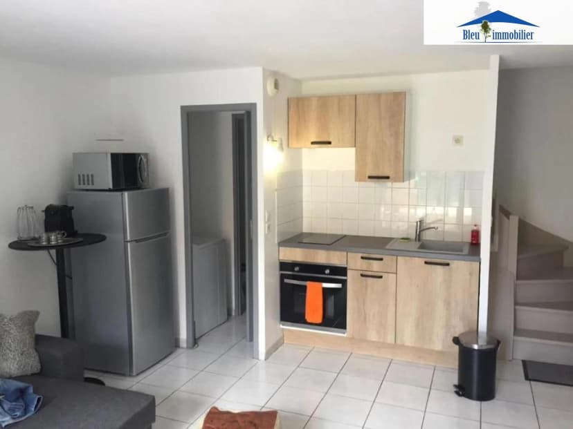 thumbnail of estate's photo