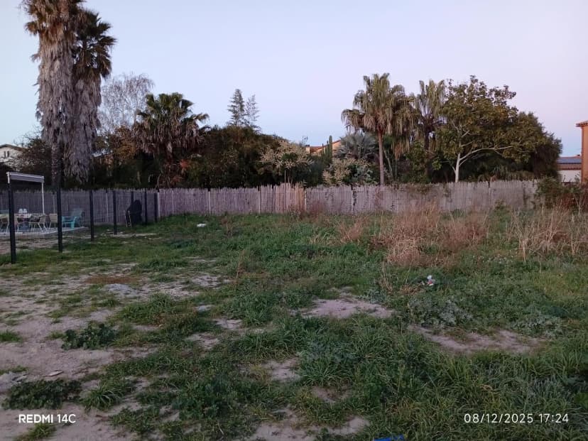 thumbnail of estate's photo