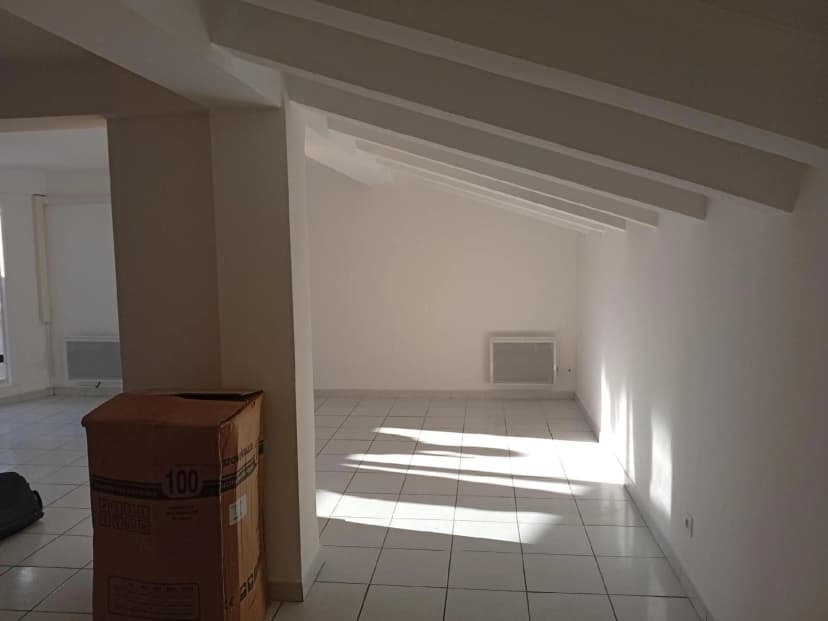 thumbnail of estate's photo