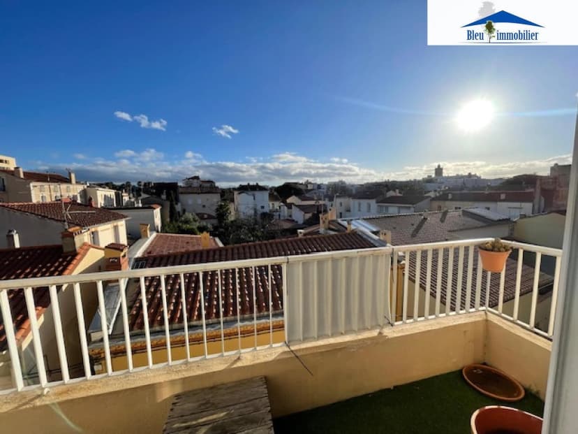 thumbnail of estate's photo